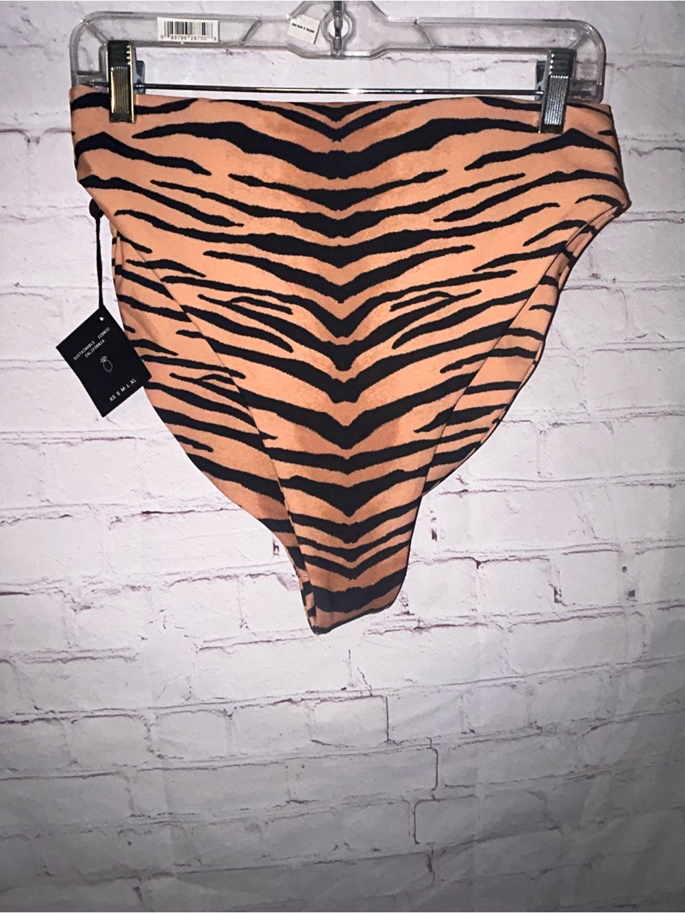 Skatie tiger print bikini bottom size XL NWT